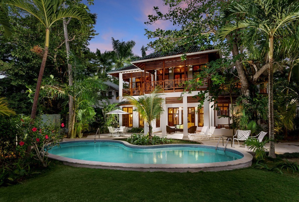 <?php echo Almond Villa.
